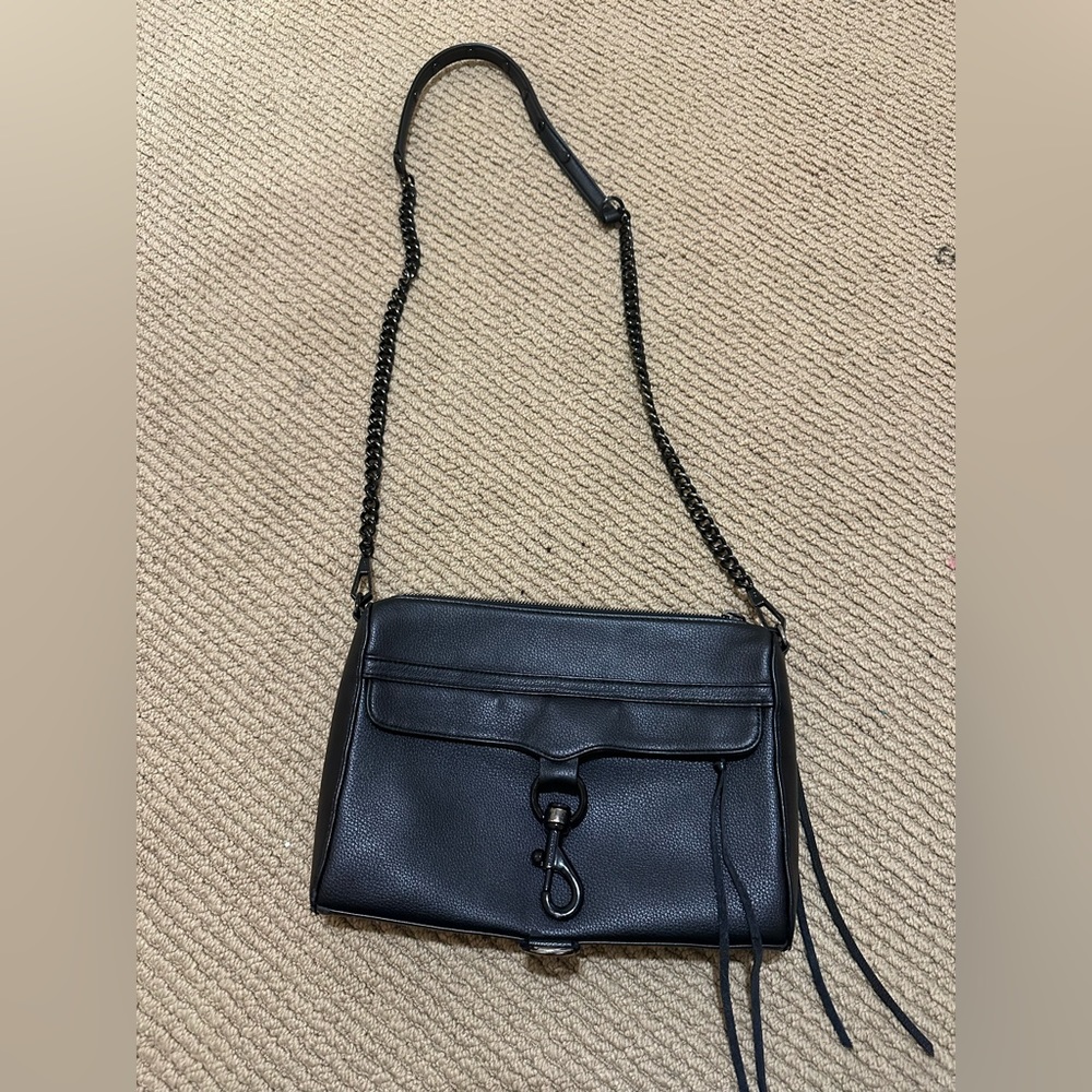 Rebecca minkoff cross body purse very lightly used